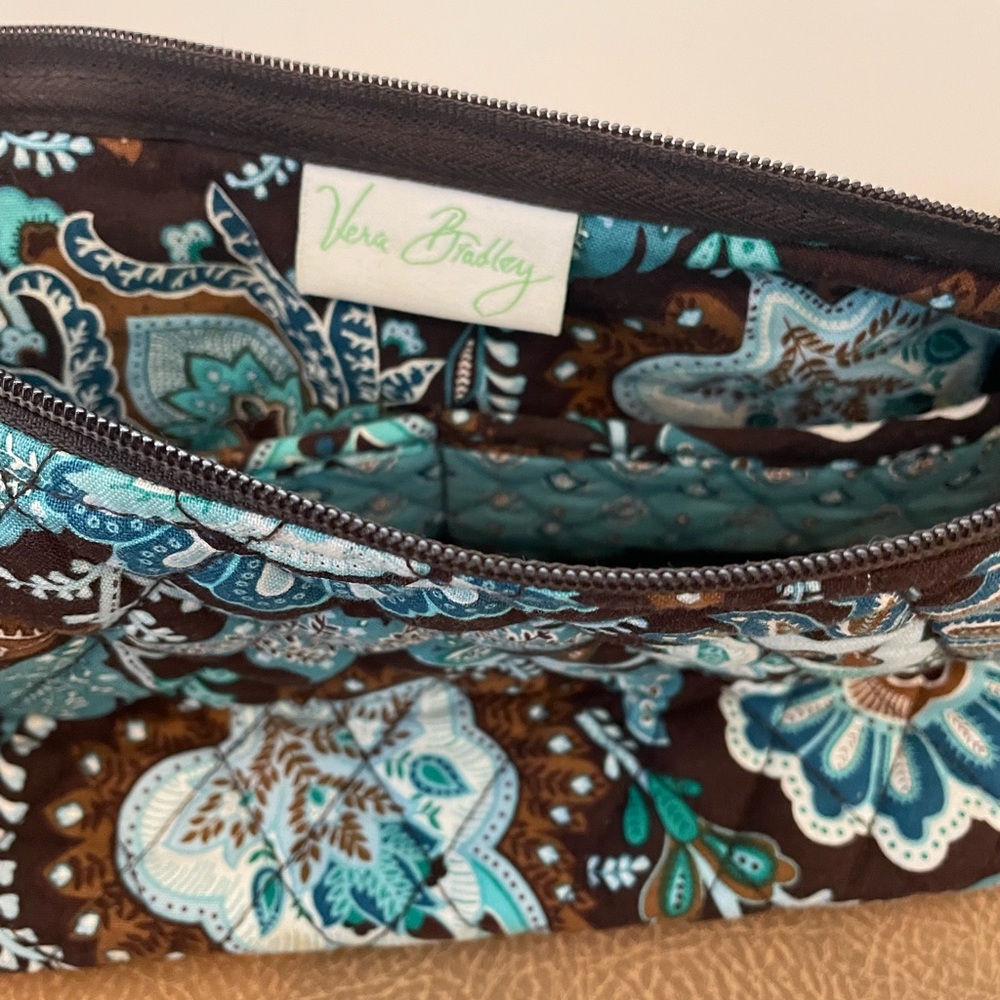 Vera Bradley small quilted handbag